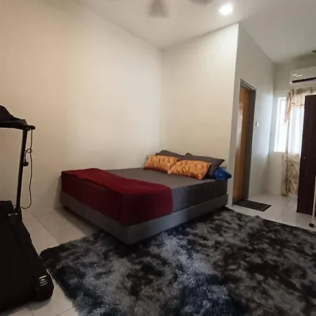Homestay Aishah Seri Iskandar Exterior photo